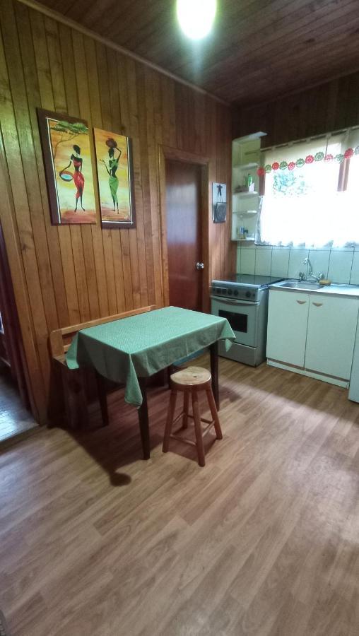 Hostal Casa Damasco Ancud Exterior foto
